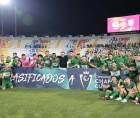 Los jugadores y cuerpo técnico del Marathón celebraron la clasificación a la Concacaf Champions Cup.