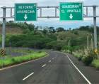 Mientras el Gobierno negocia asumir el mantenimiento de los 100.49 kilómetros del Canal Seco para evitar el cobro, las tarifas previstas para la caseta de Lamaní encenderían las alarmas entre los transportistas: los camiones de seis ejes pagarían L305 más que en una estación de la CA-5 Norte.
