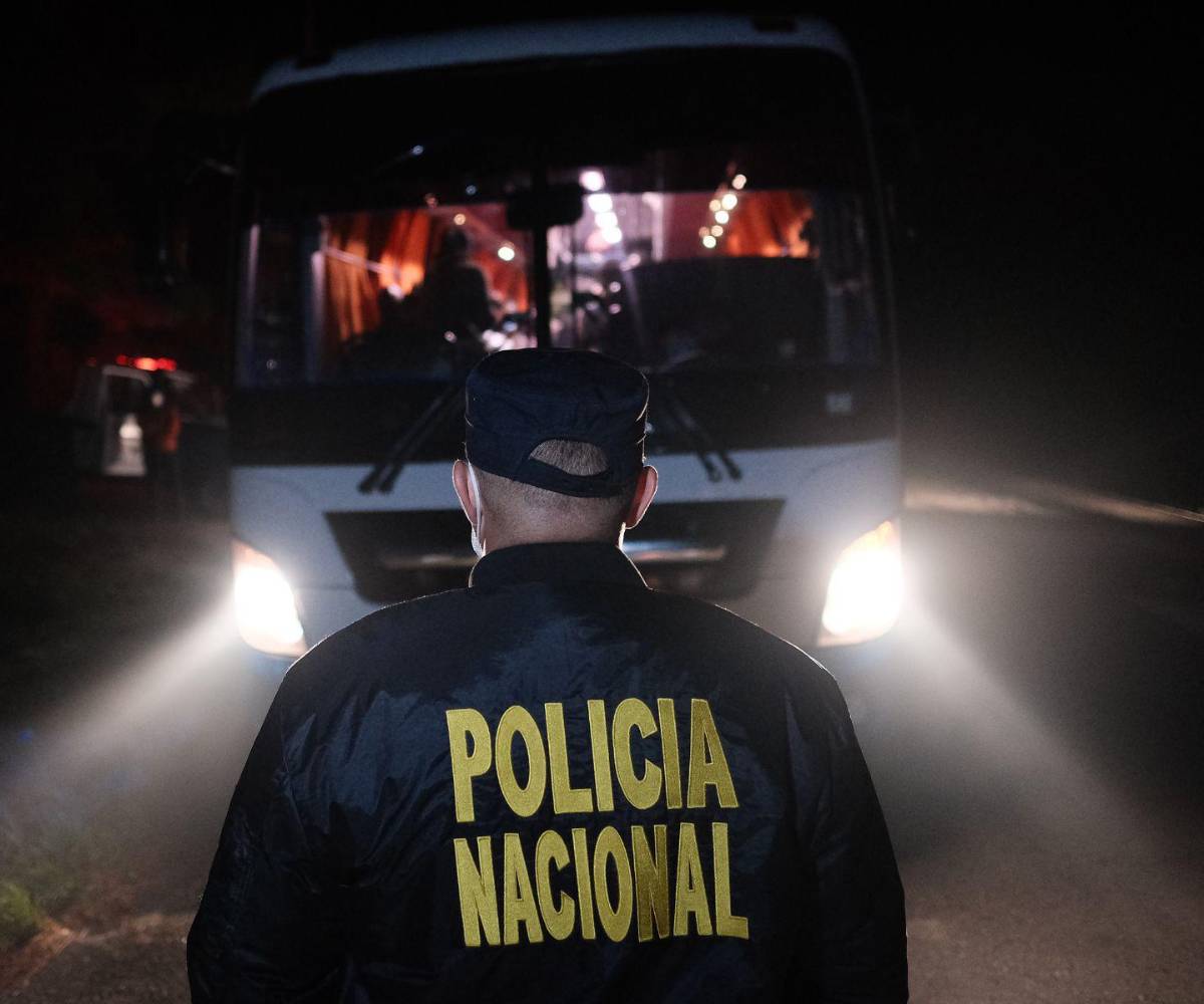 Más de un centener de personas vinculada a la Policía son una paqueña parte de toda la población carcelaria en los 25 centros penales, que ha rondado durante los últimos años entre 18,000 y 20,000 reos.