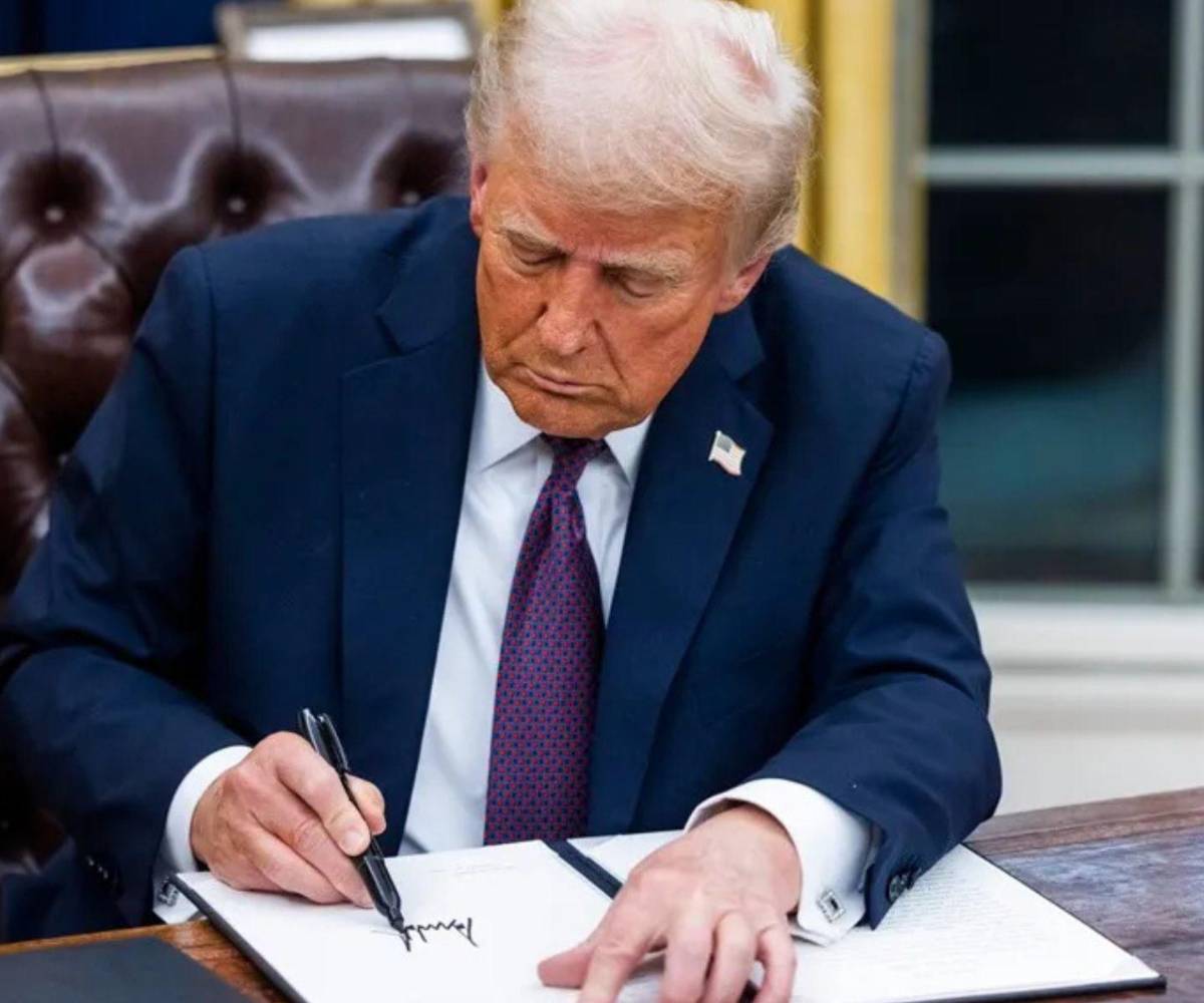 Las órdenes ejecutivas son directivas emitidas por el presidente sin necesidad de consulta al Congreso.