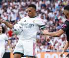 Mbappé anotó el 3-0 en apenas 30 minutos del primer tiempo donde el club blanco ha sido una máquina. Foto EFE.