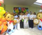 La vicealcaldesa electa, Maritza Somoza, la esposa del alcalde, Zoila de Contreras y Linda Coello, en la inauguración del comedor infantil.