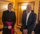 Nasry Asfura fue recibido por Bruno Pasquino, jefe de Protocolo del Ministerio de Relaciones Exteriores de Italia, y por monseñor Javier Domingo Fernández González, jefe de Protocolo de la Secretaría de Estado de la Santa Sede.