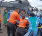 La menor de cuatro años afectada por la explosión ocurrida en una fábrica artesanal de productos pirotécnicos en Nueva Arcadia, Copán, fue trasladada a Tegucigalpa para recibir atención especializada en el Hospital CEHNIQ, donde es atendida por médicos de Fundaniquem.