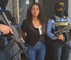 Karla Verónica Chirinos Cardona continuará en prisión preventiva en la Penitenciaría Nacional Femenina de Adaptación Social, en Támara, luego de que un juzgado especializado le dictara auto de formal procesamiento por el supuesto delito de extorsión en perjuicio de un testigo protegido.