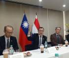 El viceministro político del Ministerio de Relaciones Exteriores de Taiwán, Ming-Chi Chen, explica sobre el restablecimiento de las relaciones diplomáticas con Honduras y los proyectos a desarrollar.