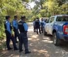 Agentes de la Policía Nacional se desplazaron al lugar y procedieron a acordonar el área.