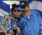 Daniel Ortega, presidente de Nicaragua, junto a su esposa Rosario Murillo.