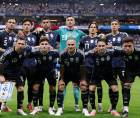 Argentina buscará el bicampeonato y Scaloni alista el mejor 11 para medirse a España. Fotos EFE y redes de Argentina.
