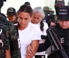 <b>Petronila Laínez y Alba Elvir</b>, señaladas por las autoridades como presuntas autoras intelectuales del asesinato de la dirigente comunal Karla Vigil.