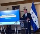 Conferencia del ministro de Finanzas, Emilio Hernández Hércules.