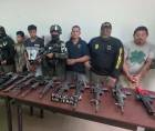 Cinco personas fueron detenidas durante allanamientos ejecutados por la Policía Militar del Orden Público (PMOP), en coordinación con la Dirección de Lucha Contra el Narcotráfico (DLCN), en la aldea La Fragua, Baracoa, Cortés, en el marco de la Operación Escudo de Honduras.