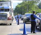 Luego de que un agente de tránsito entrega una esquela por una infracción, el conductor dispone de 72 horas para realizar el pago en el banco autorizado.