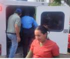 La mujer fue trasladada en una ambulancia desde La Entrada, Copán hacia Santa Rosa.