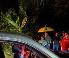 Escena donde un policía y su acompañante perdieron la vida de forma violenta en la salida de Gracias hacia San Juan, Intibucá.