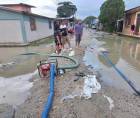 Los equipos municipales están llevando bombas achicadoras para ayudar en viviendas en los sectores afectados.