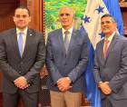 Nasry Juan Asfura, presidente de Honduras; Tomás Zambrano, presidente del Congreso Nacional; y Wagner Vallecillo, titular de la Corte Suprema de Justicia.