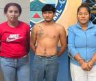 Los detenidos fueron identificados como Cristian Jonás Córdoba Ramos, de 22 años, conocido con el alias de El Diablillo; Cenayda Guadalupe Oviedo Rodas, de 24 años, alias Naida; y Cendy Johana Rodríguez Palma, de 27 años, conocida como La Negra.