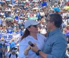 El expresidente Juan Orlando Hernández y la exprimera dama Ana García, en Lempira.
