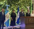 De izquierda a derecha: Antonio López Escarré, Atzum Arévalo de Moscoso y José Luis Núñez Bennett, junto a Isaac Herzog y su esposa, Michal Herzog, en Jerusalén.