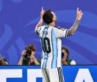 Leo Messi se ha despachado con un triplete contra Argelia.