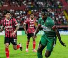 Alberth Elis hizo su ingreso en el segundo tiempo, pero no pudo marcar la diferencia en el estadio Alejandro Morera Soto.