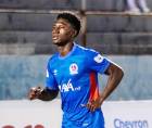 El fútbol hondureño se encuentra de luto tras confirmarse el asesinato de Kenny Bredenskie Martínez Webster, joven futbolista de 22 años que tuvo un paso por el Olimpia, Lobos de la UPNFM y Juventus de Roatán.