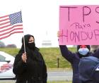 Fallo frena cancelación del TPS, pero mantiene incertidumbre porque hondureños continúan sin permisos.