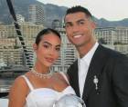 Cristiano Ronaldo y Georgina Rodríguez finalmente dieron el esperado “sí, quiero” y pusieron punto final a una de las historias de amor más mediáticas del mundo del deporte.