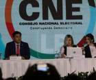 Pleno de consejeros del CNE el domingo 30 de noviembre en conferencia de prensa.