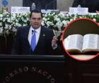 El presidente del Congreso Nacional, Tomás Zambrano, se refirió a una propuesta orientada a fortalecer la educación en valores en el sistema educativo hondureño, la cual contempla la lectura de la Biblia en los centros educativos, en coordinación con la iglesia católica y evangélica.