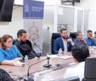 Autoridades de Salud aseguran que trabajan tanto con el gremio médico como el de enfermeras para atender las demandas pendientes.