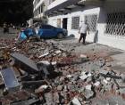 Vehículo dañado en Cali por el terremoto.