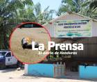 La masacre registrada la mañana de este jueves en el sector de Rigores, municipio de Trujillo, departamento de Colón, ocurrió dentro de las instalaciones de la iglesia “Tierra Prometida”, ubicada en la finca Paso Aguán, autoridades investigan el caso.