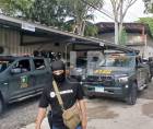 Carros de la Policía Militar durante el operativo de este martes en San Pedro Sula.