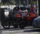 Las autoridades atribuyen la mayoría de los accidentes de motocicleta al exceso de velocidad, la imprudencia y el irrespeto a las normas de tránsito.