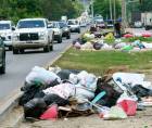 La acumulación de basura vuelve a generar malestar entre los sampedranos, quienes denunciaron que varios sectores de la ciudad permanecen llenos de desechos desde hace más de una semana.