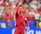 Cristiano Ronaldo uno de sus goles con Portugal contra Uzbekistán en el Mundial 2026.