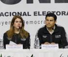 Cossette López y Marlon Ochoa en una conferencia de prensa. Fotografía de archivo.