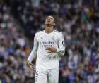Jude Bellingham se lamenta tras una ocasión desperdiciada por el Real Madrid ante Girona.