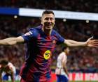 El polaco Lewandowski fue el héroe del Barcelona al marcar el gol de la victoria ante los colchoneros.