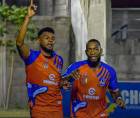 Kilmar Peña celebrando su gol con UPNFM ante el Platense.