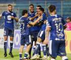 Los jugadores del Motagua festejan uno de los goles de Rodrigo de Olivera ante CD Choloma.
