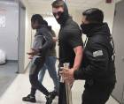 Momento en el que el hondureño es detenido por agentes de ICE.