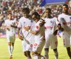 Edwin Rodríguez celebrando su gol de penal contra el Firpo en el estadio Nacional Chelato Uclés.