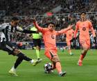 Newcastle y Barcelona se enfrentaron este martes en la ida de los octavos de final de la Champions League.