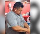 El ataque armado contra Antonio Rodríguez ocurrió en la colonia Henry Suazo; las autoridades investigan para identificar a los responsables.
