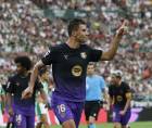 Rodri festejando su gol contra el Betis en la Liga Española.