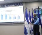 El subcomisionado de Policía y jefe de la DAET, Daniel Molina, en coferencia de prensa.