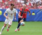 Noruega e Inglaterra pelean por un boleto a las semifinales del Mundial 2026.